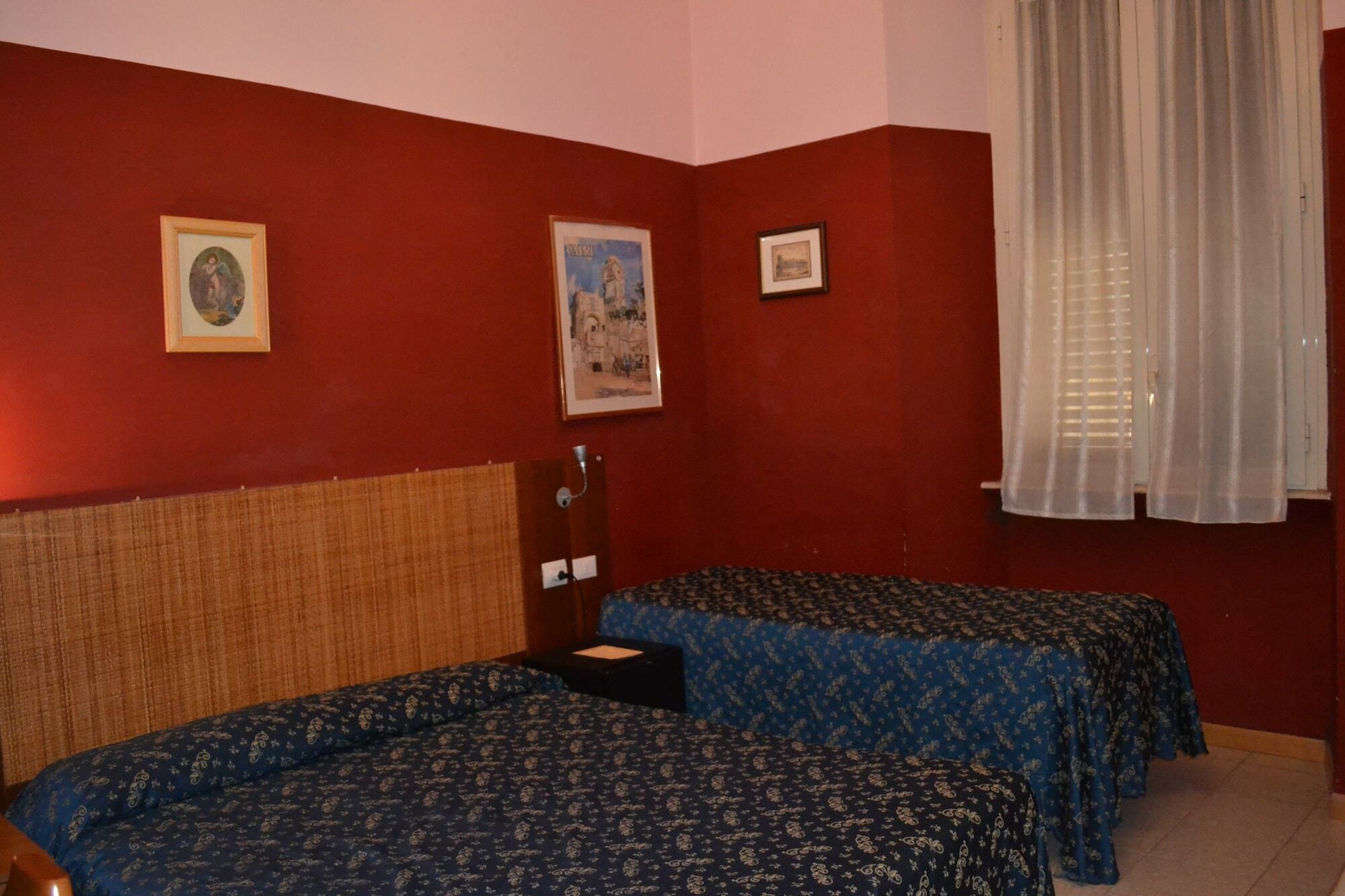 Hotel Ferraro Rome Bagian luar foto